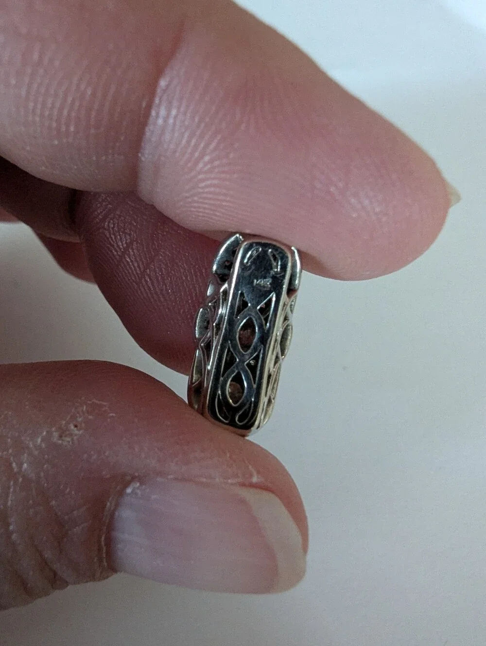 14k White Gold Diamond Pendant - Picture 5 of 8